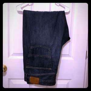 Men’s Lucky Brand Dark Washed Jeans 40/32 Waist